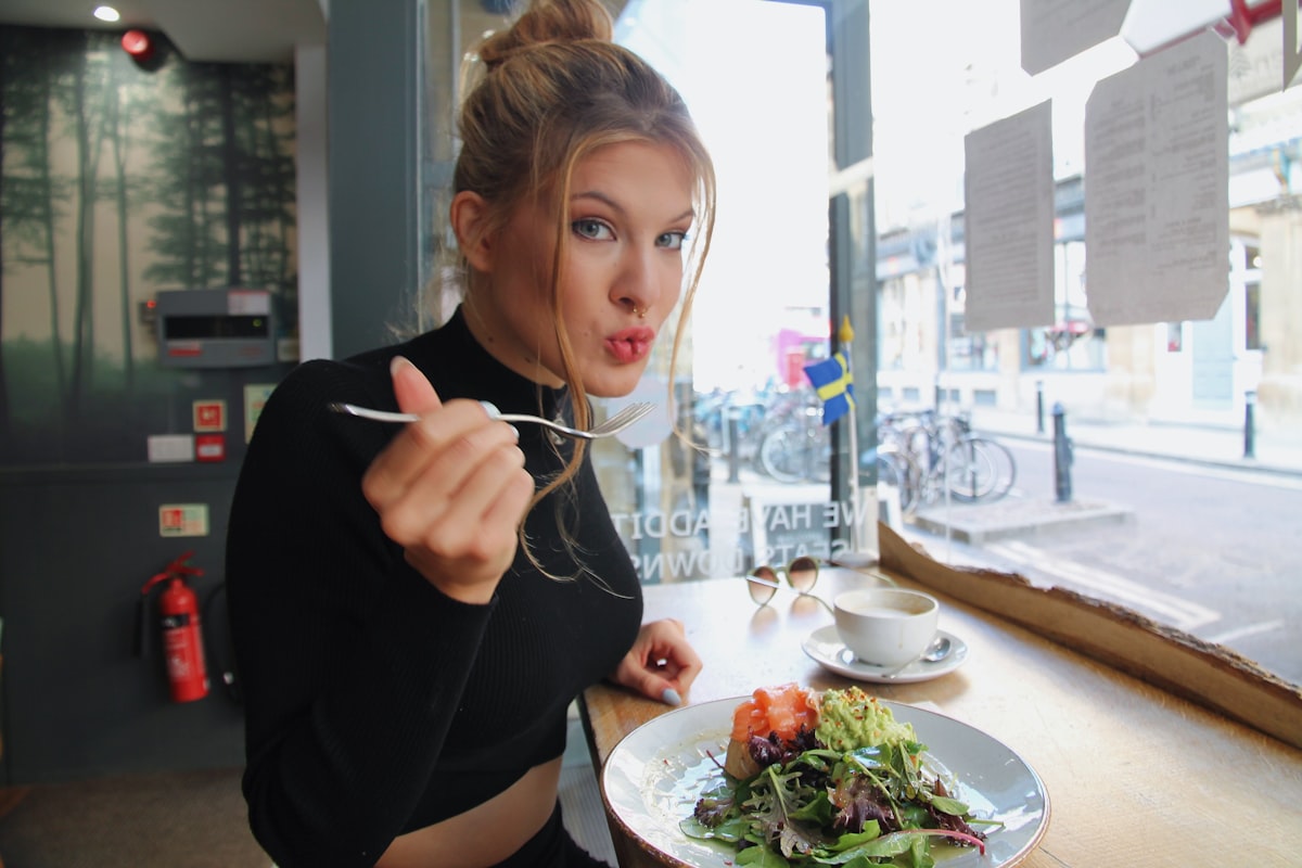 Community discussions on nutrition and metabolism